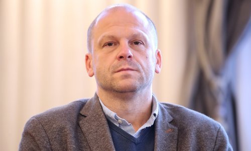 'Guramo rad nedjeljom na Ustavni sud, a tamo su ustavnopravni patuljci'