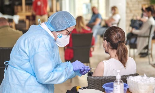 Započelo cijepljenje zaposlenika Aminessa u svim destinacijama