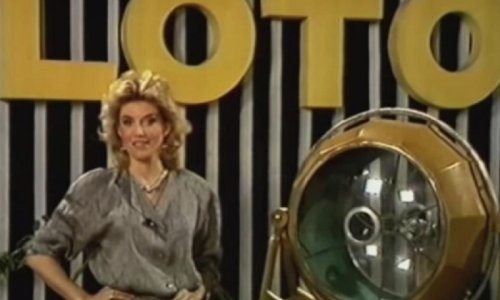 Suzana Mančić je bomba i u sedmom desetljeću: Imala je teški razvod, borila se s depresijom, no ništa je nije moglo zaustaviti, a i danas plijeni pažnju gdje god se pojavi