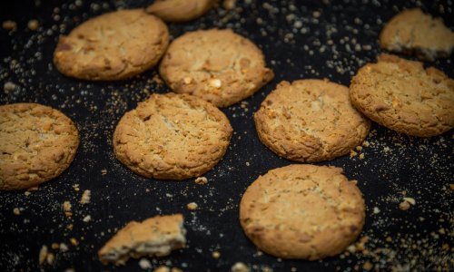 Zdravi i gotovi u tren oka: Isprobajte recept za bezglutenske zobene keksiće