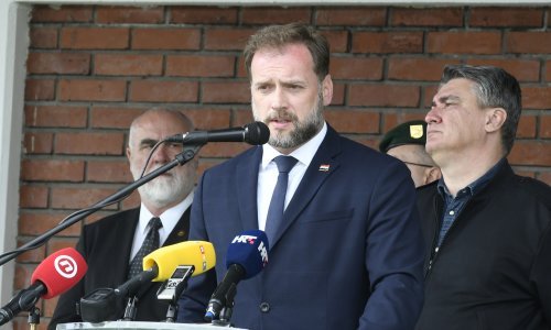 Banožić odgovorio predsjedniku 'kada će se Vlada oteliti po pitanju kupnje borbenih zrakoplova': Mogao je držati za rep, nogu ili nešto drugo i sudjelovati u tom procesu