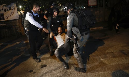 [FOTO/VIDEO] Ne smiruje se situacija na Bliskom istoku: Sukob se proširio na Zapadnu obalu, izraelska vojska tvrdi da su iz Sirije ispaljene tri rakete na Izrael