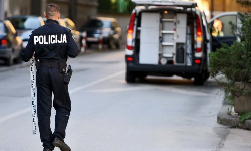 Poginula jedna osoba u prometnoj nesreći na području Udbine