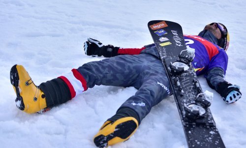 U Sloveniji rekordno kasni snijeg produžio sezonu skijanja