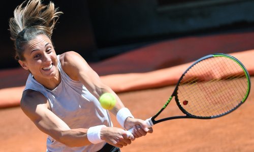 Hrvatska tenisačica Petra Martić i uz probleme s bedrenim mišićem do četvtfinala bez izgubljenog servisa