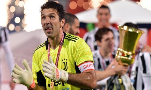 Gianluigi Buffon s 43 godine osvojio Kup, a onda iznenadio odlukom o nastavku karijere; najavio je čak i mogući povratak u reprezentaciju