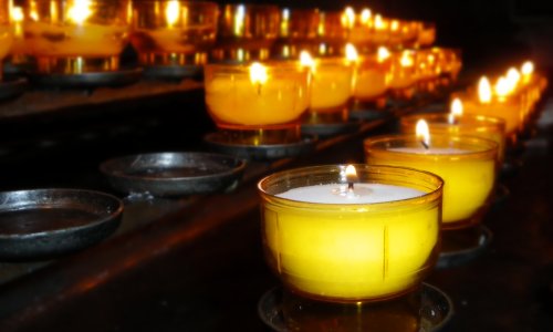 Oskvrnut spomenik poginulog hrvatskog branitelja