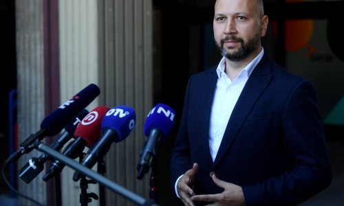 Zmajlović pobrojao 10 Kožićevih afera i pozvao ga na sučeljavanje: Pozivam ga da se prestane skrivati