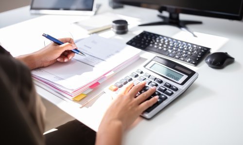 Skupina G7 blizu dogovora o minimalnom oporezivanju velikih kompanija