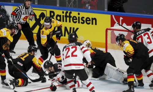 Kanađani su bili hokejaška velesila, a na ovom SP-u još su bez pobjede; pomlađena Slovačka iznenadila Rusiju