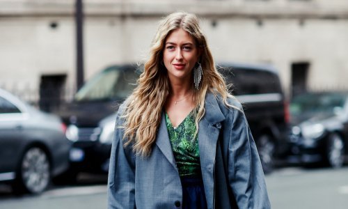 Sviđaju vam se razigrane ljetne frizure? Evo kako ćete brzo i lako stvoriti valove u kosi