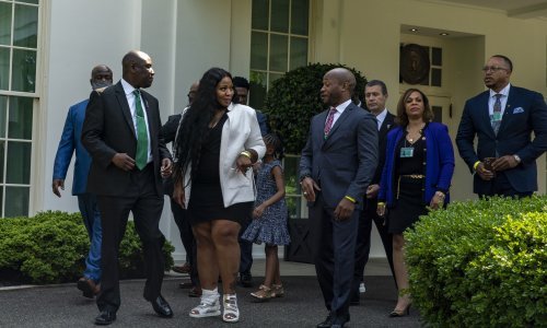 Biden u Bijeloj kući primio obitelj Georgea Floyda