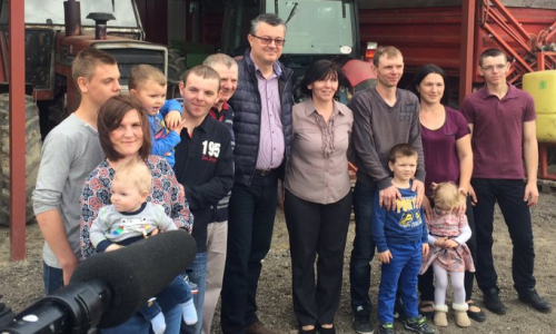 'Nisu mu dali da proba prasetinu, ali popio je rakijicu. Svaka mu čast'