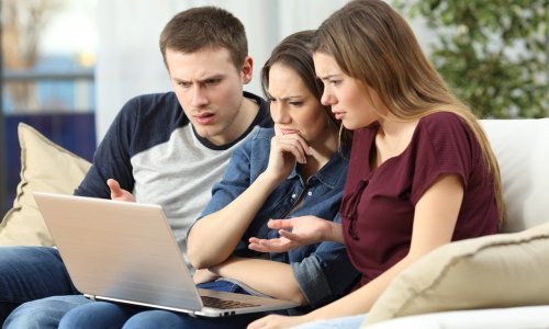 Najčešće zablude o prijenosnim računalima: Kako puniti bateriju i umara li se laptop s vremenom?