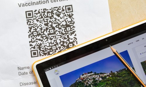 Njemačkom kruže krivotvorene potvrde o cijepljenju; knjižice se mogu kupiti preko interneta