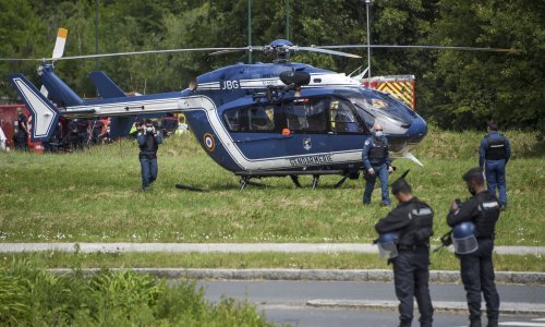 Velika operacija francuske policije: Elitne snage i helikopteri traže naoružanog muškarca u bijegu