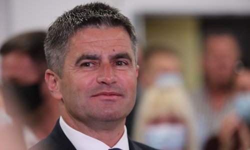 Vice Mihanović pozvao HDZ-ovce da podnesu ostavke u nadzornim odborima i upravama splitskih gradskih tvrtki i ustanova