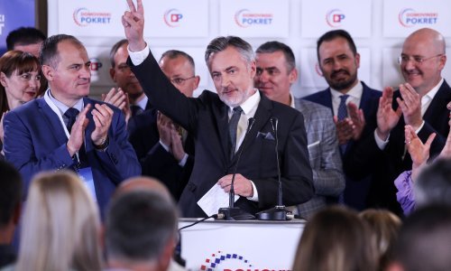 [VIDEO/FOTO] Škoro čestitao Tomaševiću: Zaplješćimo novom gradonačelniku Grada Zagreba! Neće mu biti lako