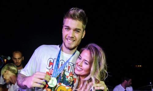 [FOTO] Adriana Đurđević pokazala prve prizore s tajnog vjenčanja, a cure fotografije i drugih uzvanika