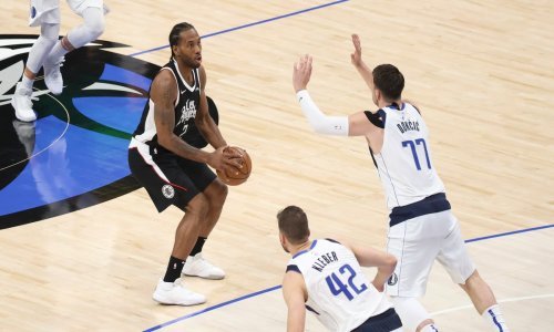 Clippersi pregazili Dallas u gostima, a Phoenix lako dobio Lakerse koji su ostali bez najvažnijeg igrača; Zubac igra sve manje, a Šarić opet ostao na klupi