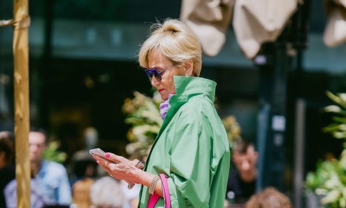 Modni maksimalizam na zagrebačkoj špici: Ova stajliš dama u outfitu prepunom boja popravit će vam raspoloženje