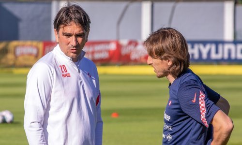 Hrvatska nogometna reprezentacija danas ima prvi test uoči Eura, a Armenija stigla bez najveće zvijezde i najboljeg igrača koji je svojom čudnom izjavom sve zbunio; poznat je i Dalićev sastav