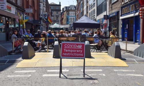 Britanski stručnjak: sto tisuća slučajeva covida dnevno je 'gotovo neizbježno'