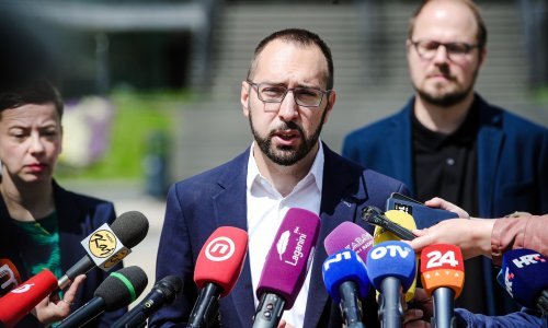 Tomašević: Nema godišnjih odmora, to bi bilo kao da preuzmete kormilo aviona u letu i onda ga još usput, u letu, idete popravljati