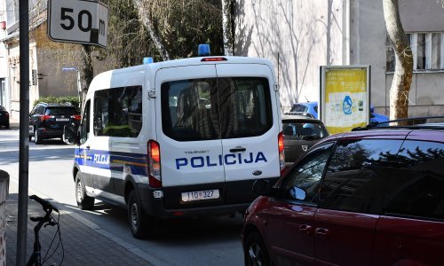 Opet huliganizam u Vukovaru: Pripadnik Grobara pretukao dijete zbog maske s hrvatskim obilježjima