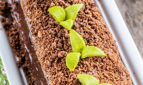 Čokoladni kolač sa svega pet sastojaka gotov je u tren oka, a okus mu je božanstven