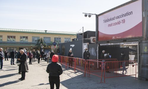 Švedski parlamentarni odbor: Vlada nije uspjela u postupanju s pandemijom