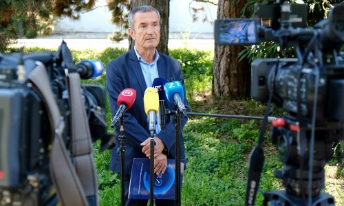 Maturanti danas na tajnoj lokaciji polažu A razinu engleskog, 14. srpnja prvi rezultati