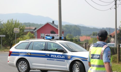 Masovna tučnjava u Bjelovaru zbog uvreda na nacionalnoj osnovi; na sreću nitko nije teže ozlijeđen