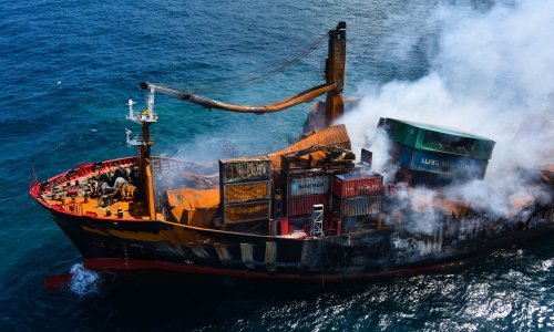 Locirana crna kutija broda s kemikalijama koji tone kod Šri Lanke