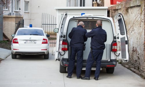 Drogu iz Srbije dilali po Slavoniji: USKOK optužio desetoricu krijumčarenje i preprodaju