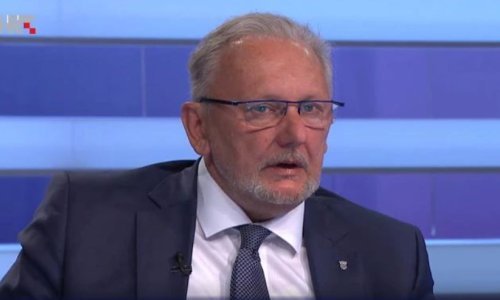 Božinović govorio o migrantima, HDZ-u, medijima, stožeru za sigurnu sezonu i pandemiji: 'Trebaju se procijepiti svi ljudi na Zemlji'