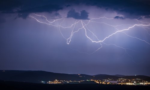 Kiše i grmljavine bit će danas u unutrašnosti, pogledajte kakvo nas vrijeme čeka za vikend
