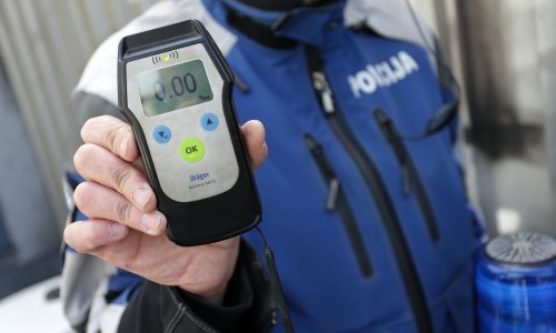 Toliko je bio pijan da ga policija u Rovinju nije uspjela alkotestirati, ide mu kazna od 9400 kuna