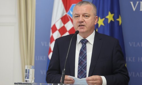 Ministar Horvat: 'Mi radimo pripremu, dovršavamo legalizaciju, preuzeli smo težak krimen rješavanja imovinsko-pravnih odnosa'