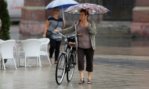 Uz pretežno sunčano i temperature do 30 stupnjeva, ipak pripazite - opet su mogući pljuskovi i grmljavina, evo i gdje