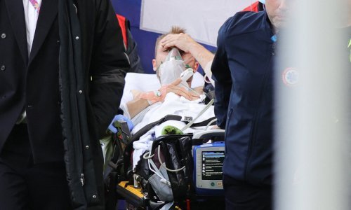 Christian Eriksen se srušio na terenu i zabrinuo cijeli svijet; liječnici ga fantastičnom intervencijom probudili i spasili mu život nakon duge borbe