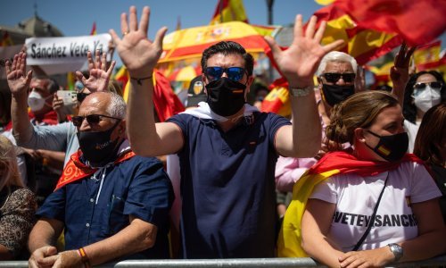 Madrid: Deseci tisuća ljudi prosvjeduju protiv pomilovanja 12 katalonskih separatista