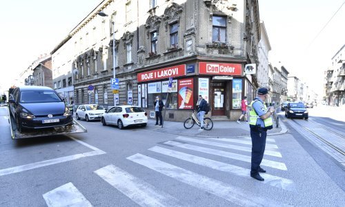 Zastoj tramvajskog prometa na Ilici, sudarili se tramvaj i osobni automobil