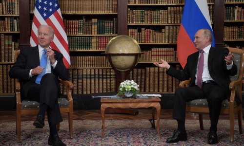 Putin i Biden razmijenili i darove, evo što su poklonili jedan drugome