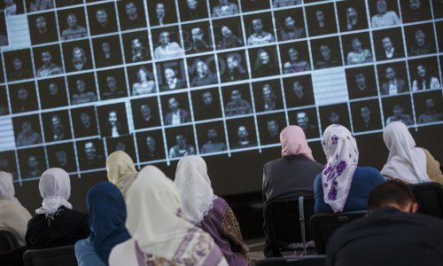 Majke Srebrenice zatražile od crnogorskih zastupnika da smijene ministra koji negira genocid