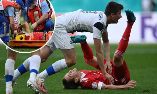 [FOTO] Nova teška ozljeda na Euru; nakon strašnog pada ruskog su reprezentativca s terena iznijeli na nosilima...