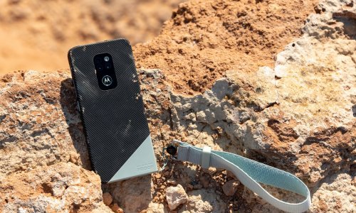 Motorola predstavila svoj prvi robusni smartfon: Upoznajte Motorola defy