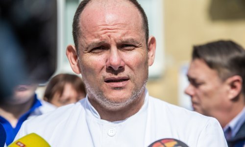 Liječnik iz Osijeka poručio Dalmatincima: Cijepite se ako hoćete da vam dođu gosti