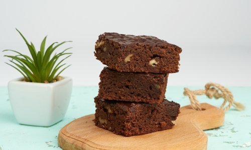 Zbog ovog kolača vrijedi uključiti pećnicu: Slasna verzija omiljenog brownieja potpuno će vas očarati