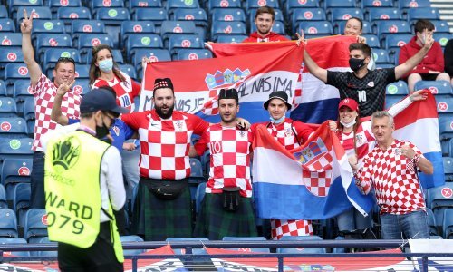 [FOTO] Ovo je sve samo ne normalno! Pogled na tribine za vrijeme utakmice Hrvatske i Češke izaziva tugu